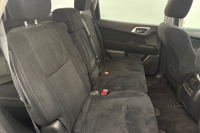 2015 Nissan Pathfinder ST