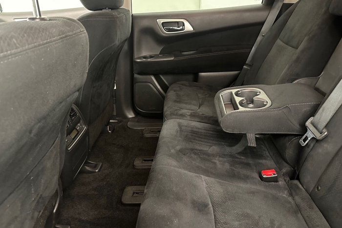 2015 Nissan Pathfinder ST