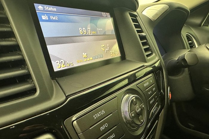 2015 Nissan Pathfinder ST
