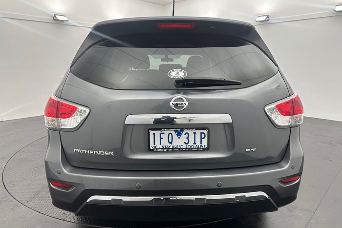 2015 Nissan Pathfinder ST