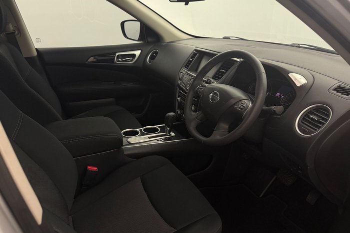 2017 Nissan Pathfinder ST