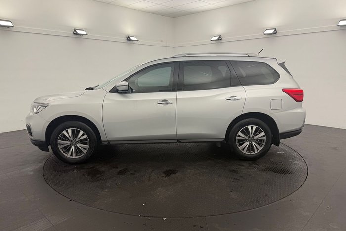 2017 Nissan Pathfinder ST