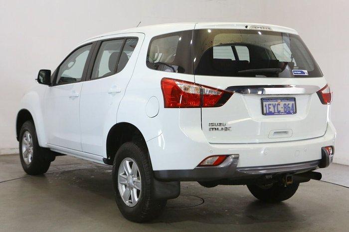 2015 Isuzu MU-X