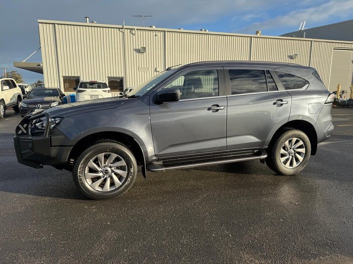 2023 Isuzu MU-X LS-U