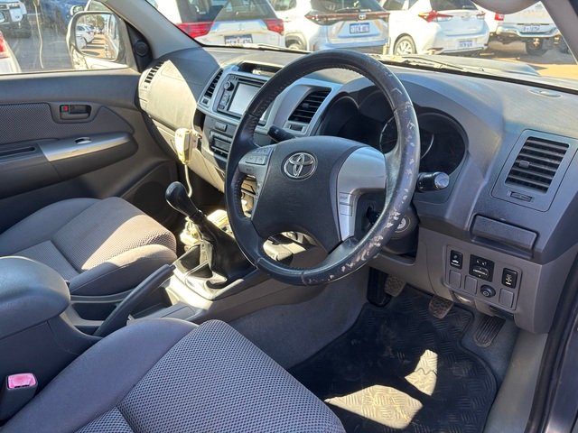 2012 TOYOTA HILUX