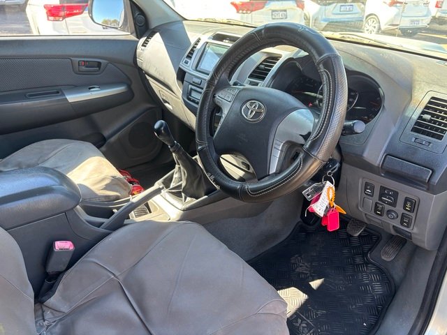 2012 TOYOTA HILUX