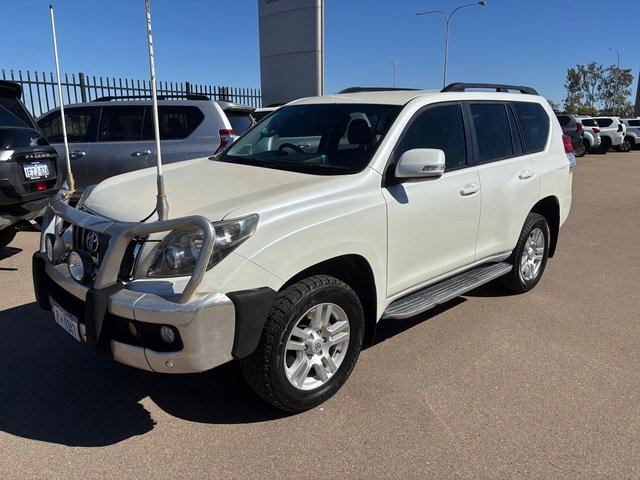 2011 TOYOTA LANDCRUISER