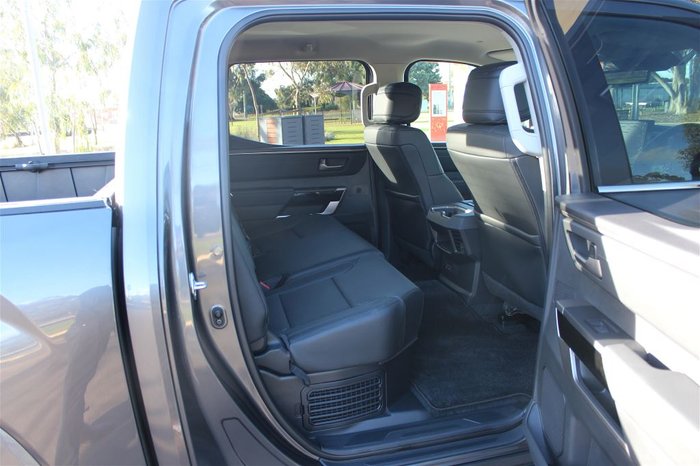 2023 Toyota TUNDRA 3.5L Hyb Pick-up 10AT Limited