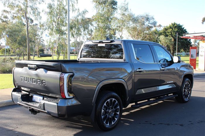 2023 Toyota TUNDRA 3.5L Hyb Pick-up 10AT Limited