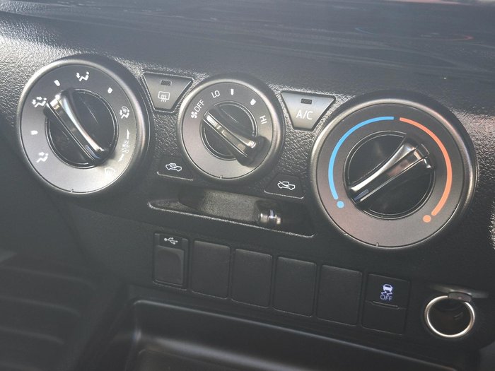 2023 Toyota Hilux Workmate