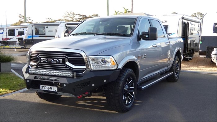 2019 RAM 1500 Laramie DS MY19 4X4 Dual Range Billet Silver