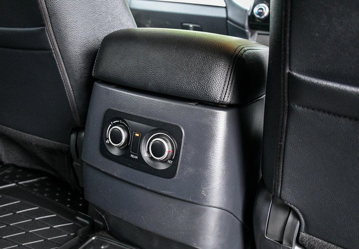 2020 Mitsubishi Pajero GLS