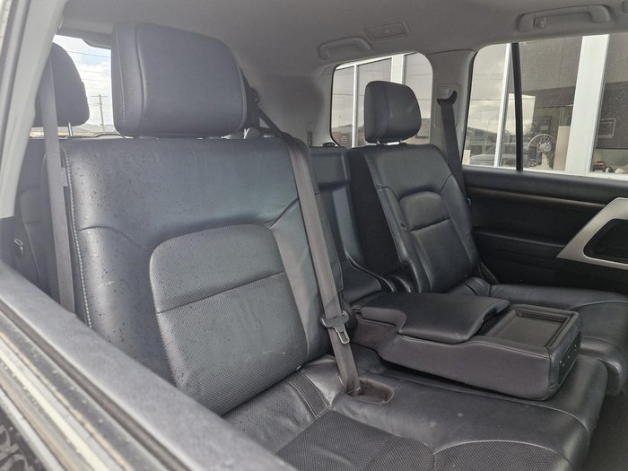 2020 Toyota Landcruiser VX