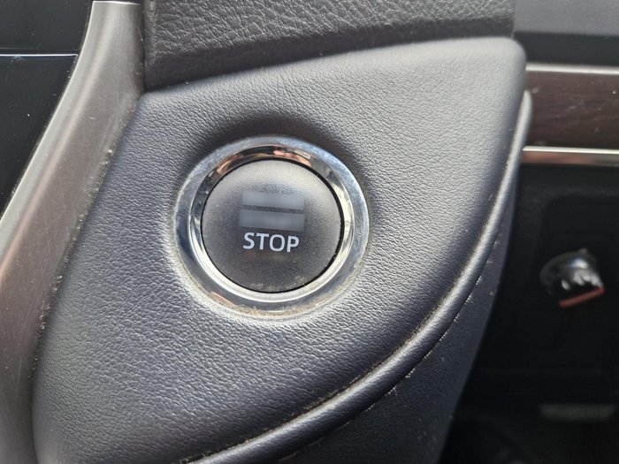 2020 Toyota Landcruiser VX