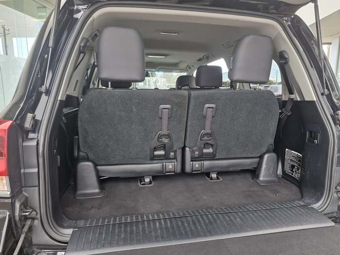 2020 Toyota Landcruiser VX