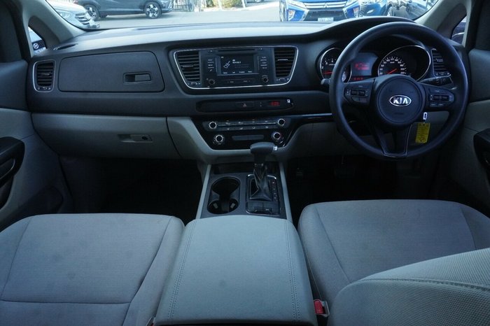 2017 Kia Carnival S
