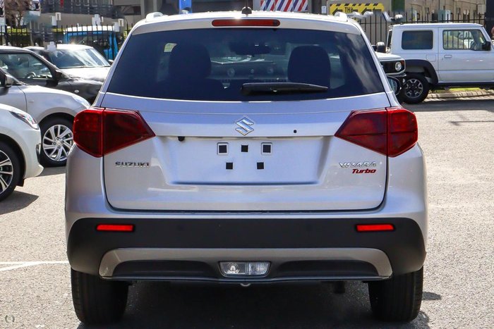 2024 Suzuki Vitara Turbo LY Series II Silky Silver