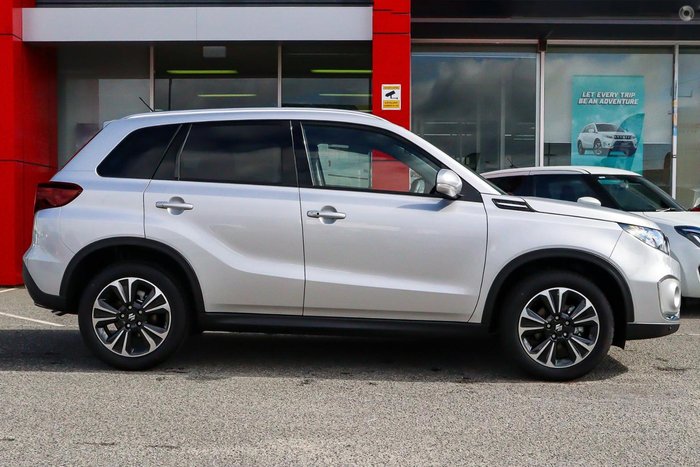 2024 Suzuki Vitara Turbo LY Series II Silky Silver