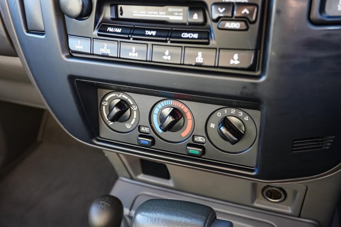 2000 Nissan Patrol ST