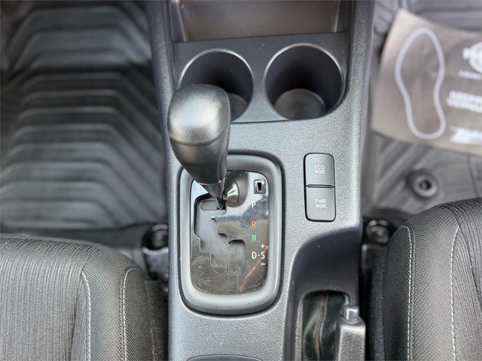 2019 Toyota Hilux SR
