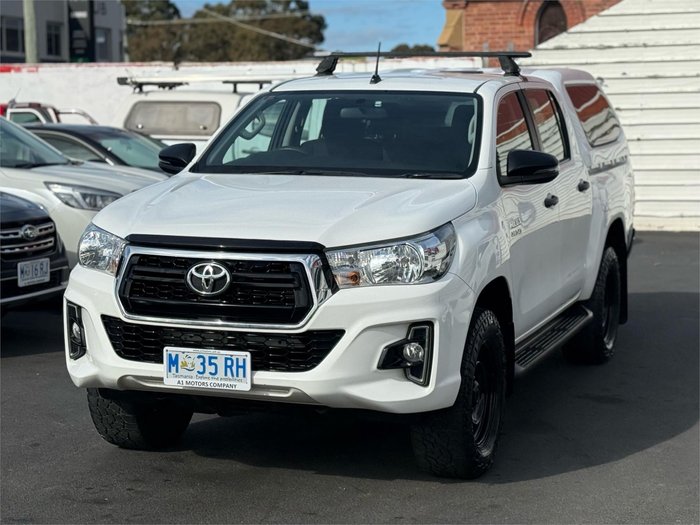 2019 Toyota Hilux SR