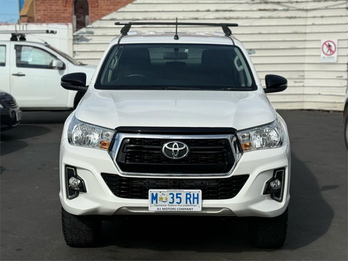 2019 Toyota Hilux SR