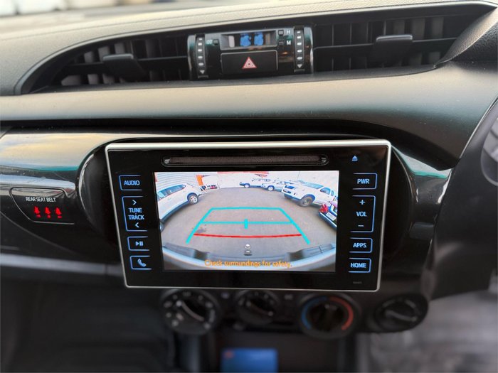2019 Toyota Hilux SR