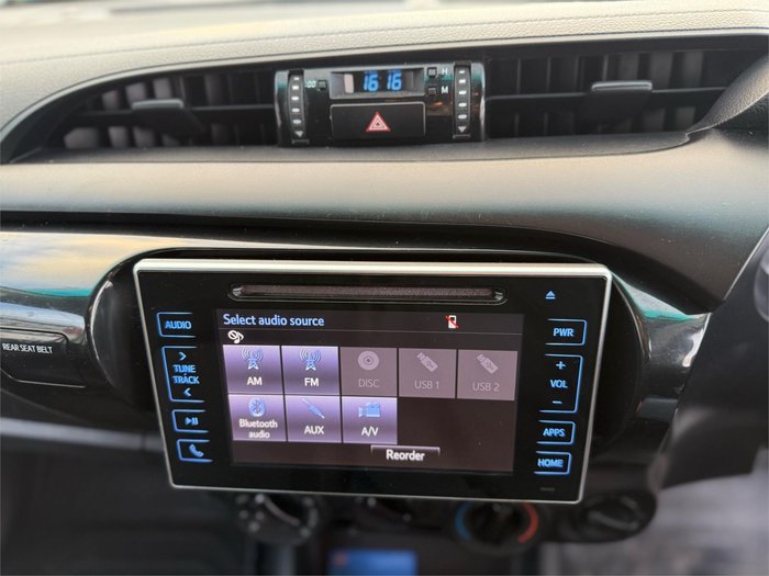 2019 Toyota Hilux SR