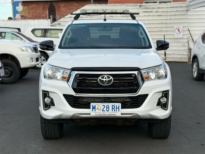 2019 Toyota Hilux SR