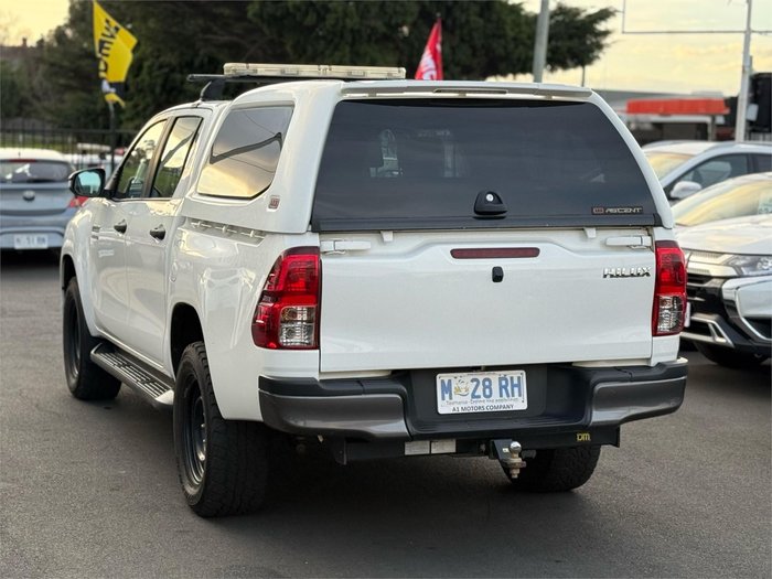 2019 Toyota Hilux SR