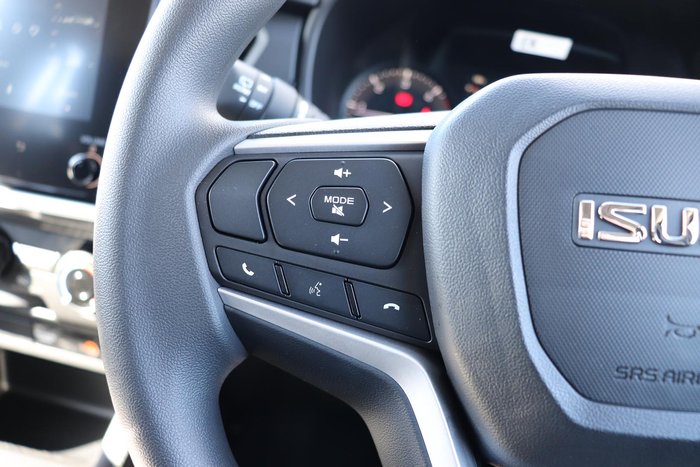 2025 Isuzu MU-X LS-M