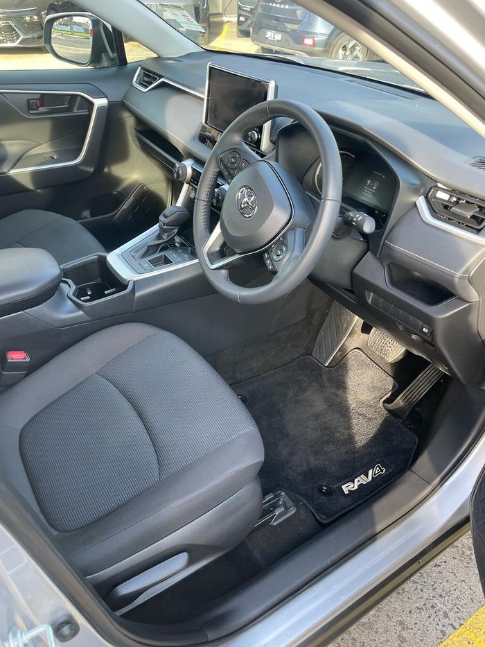 2024 Toyota RAV4 GX