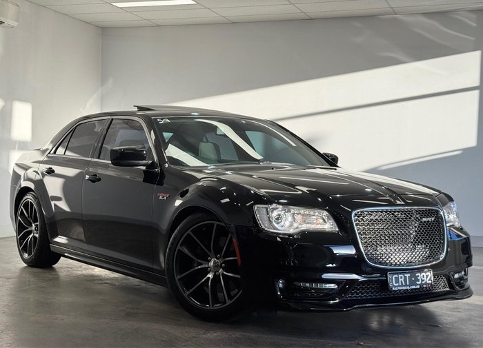 2018 Chrysler 300 SRT Core