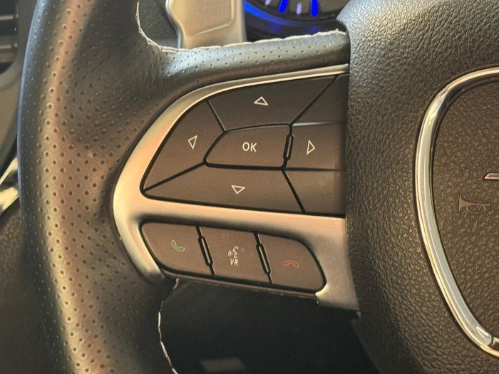 2018 Chrysler 300 SRT Core