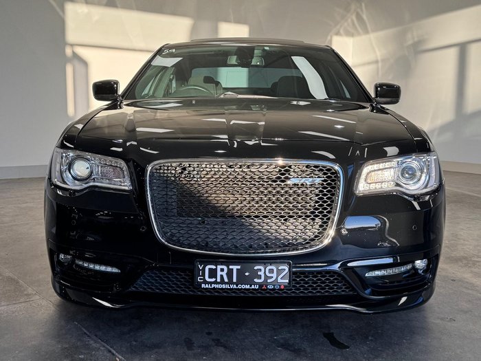 2018 Chrysler 300 SRT Core
