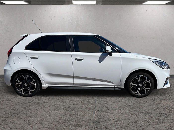 2022 MG MG3