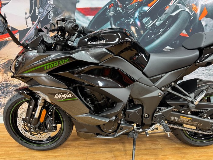 2025 Kawasaki NINJA 1100SX METALLIC DIABLO BLACK