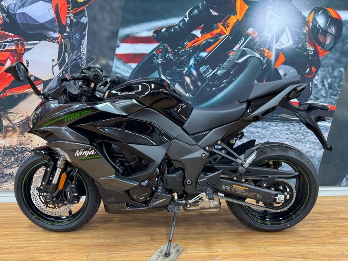 2025 Kawasaki NINJA 1100SX METALLIC DIABLO BLACK