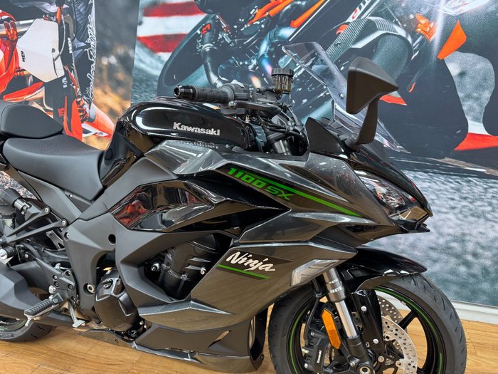 2025 Kawasaki NINJA 1100SX METALLIC DIABLO BLACK
