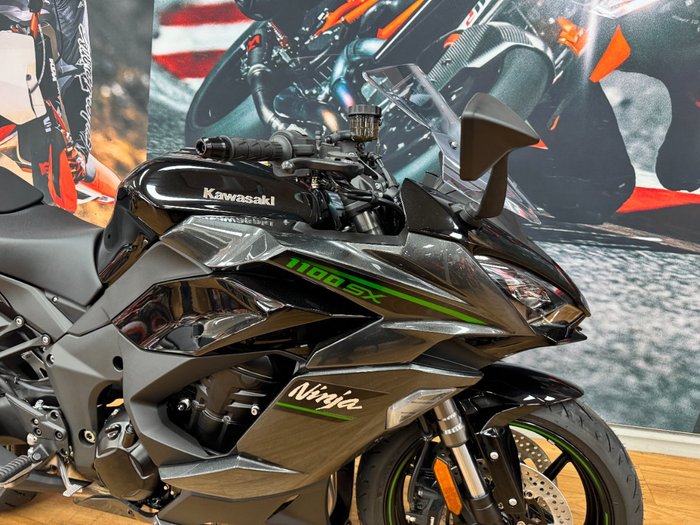 2025 Kawasaki NINJA 1100SX METALLIC DIABLO BLACK