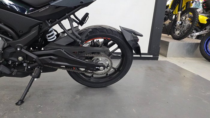 2025 CFMOTO 300 NK ABS NEBULA BLACK