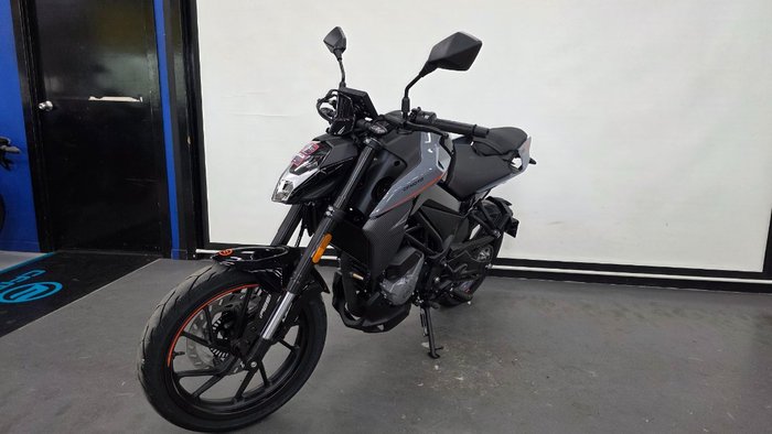 2025 CFMOTO 300 NK ABS NEBULA BLACK