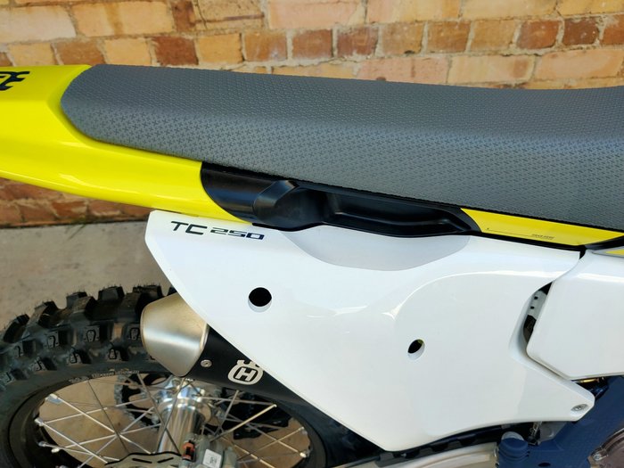 2024 HUSQVARNA TC 250 2T MOTOCROSS GREY