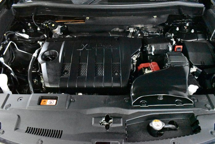 2019 Mitsubishi Outlander LS