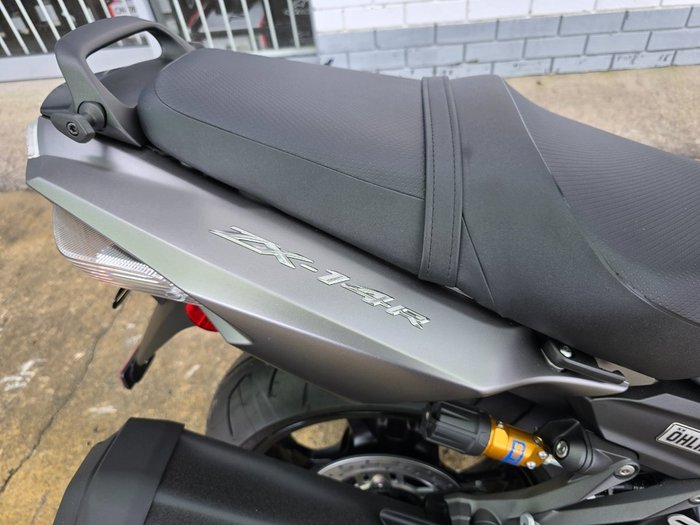 2025 Kawasaki 2025 Kawasaki 1400CC NINJA ZX-14R SE Red