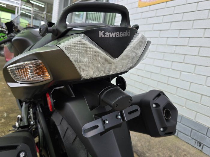 2025 Kawasaki 2025 Kawasaki 1400CC NINJA ZX-14R SE Red