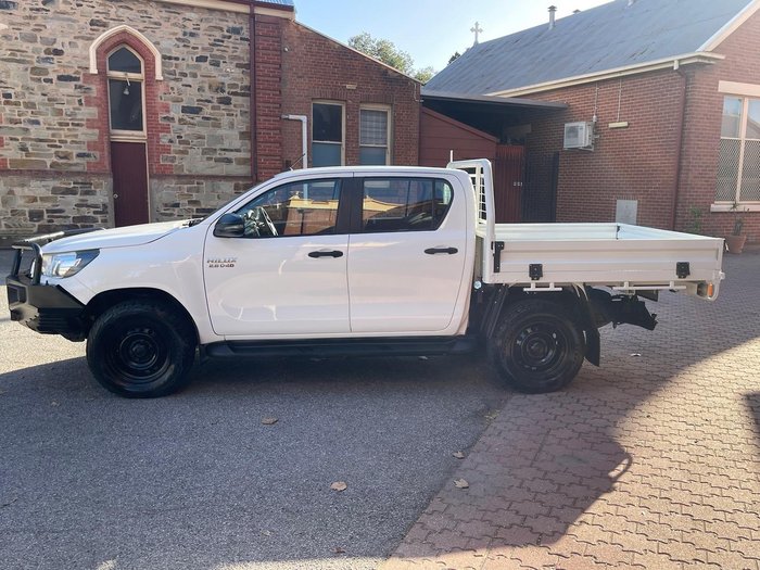 2018 Toyota Hilux SR