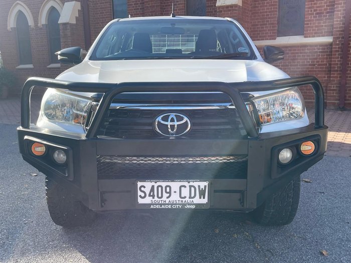 2018 Toyota Hilux SR