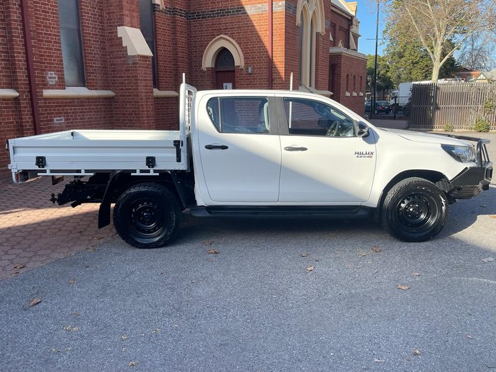 2018 Toyota Hilux SR