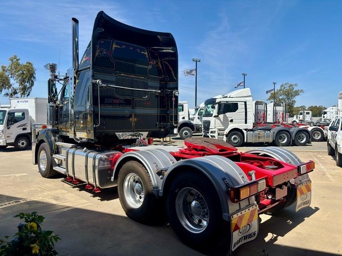 2014 Western Star 4864Fxb Cummins X15 With Rebuild History In Stock Now! Black